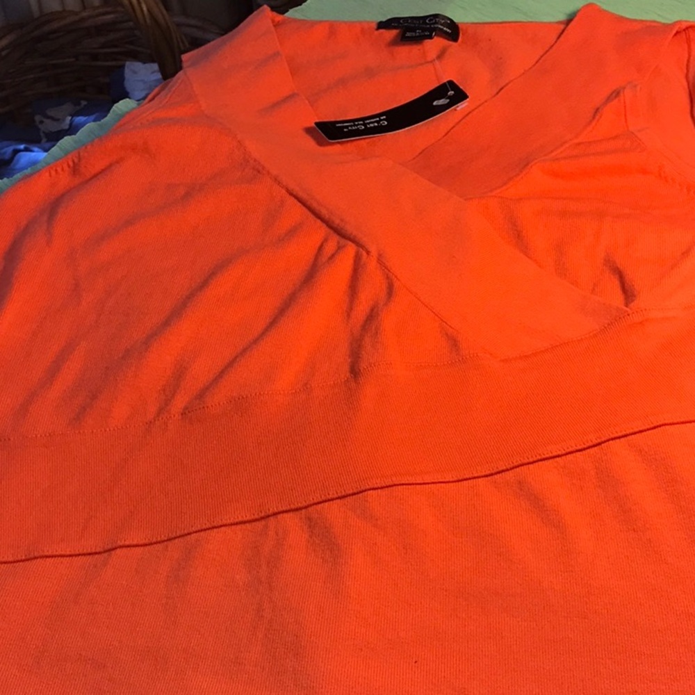 Orange T-shirt NWT